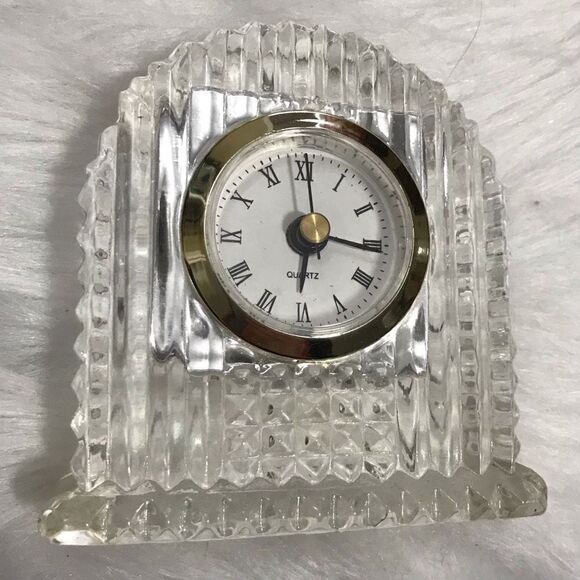 Crystal Glass Desk Clock Mantle Quartz Movement - Picture 8 of 8
